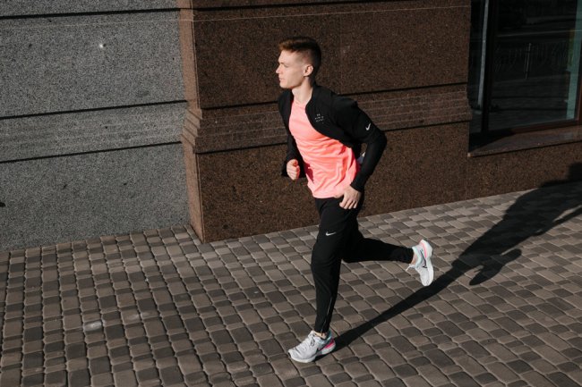 Что нужно знать о кроссовках Nike, уменьшающих риск получения травм во время бега - «Новости ЦУМ»