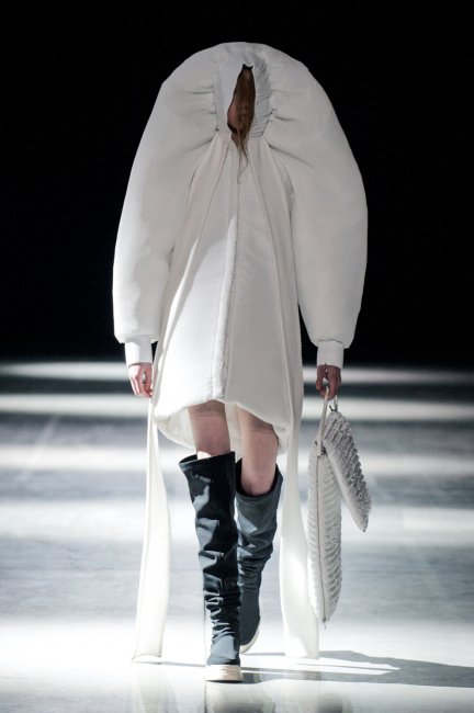 Не то, чем кажется: коллекция DZHUS осень-зима 2022/2023 - «Модные бренды»