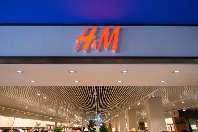 H&M Group перераховує 1,5 мільйона євро для допомоги українським постраждалим - «Модные бренды»