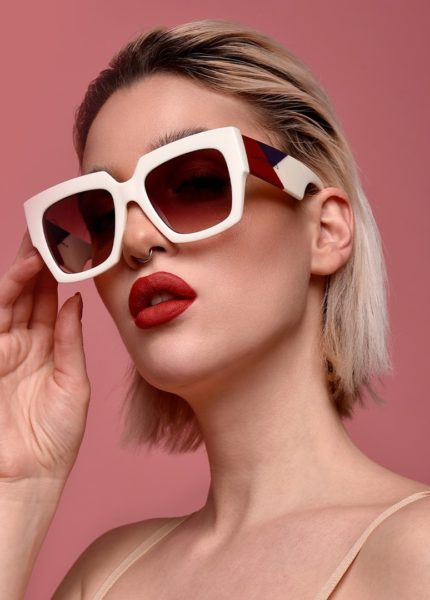 Модные женские солнцезащитные очки 2023: как подобрать, по типу лица, геометрической формы, кошачий глаз, прямоугольные, авиаторы, главные тенденции - «Модные тенденции»
