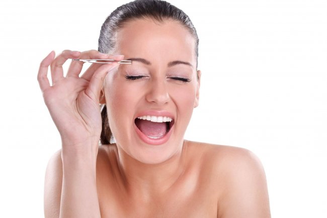 Как выщипать брови без боли: советы - «Красота и Здоровье»