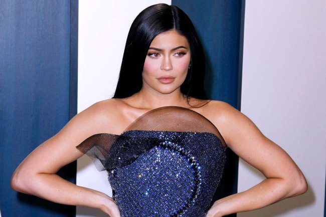 Когда пластика спасает карьеру: топ звезд, которые вернулись в профессию благодаря хирургам - «Секреты красоты»