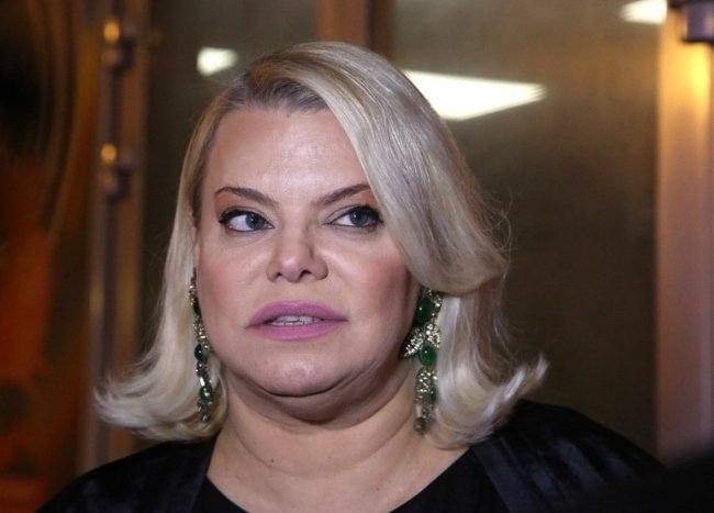 «Не знаю, то ли аплодировать, то ли перекреститься...»: Яна Поплавская в шоке от свежего фото Аллы Пугачевой - «Секреты красоты»