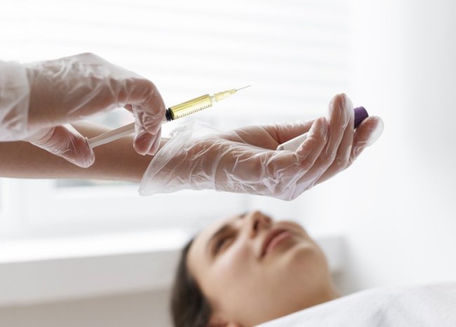 Системный сбой вместо омоложения: чем опасны популярные «капельницы красоты» - «Секреты красоты»