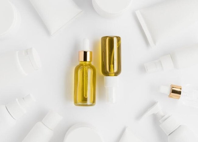 Драгоценный уход: почему золото оказалось в косметике - «Секреты красоты»