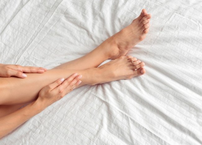 Разбираемся в пилках для пяток: как выбрать и ухаживать за кожей стоп - «Секреты красоты»