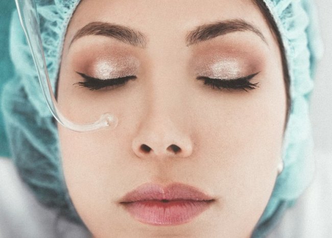 Раскрыть глаза: чем эндоскопический лифтинг отличается от блефаропластики - «Секреты красоты»