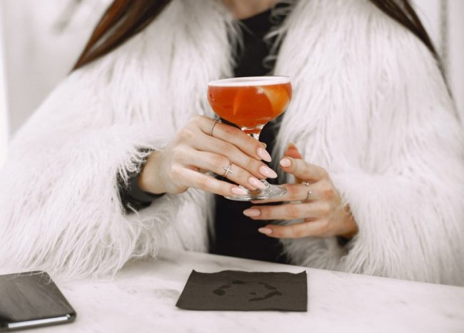 Весна на ногтях: маникюр с весенним вайбом, который поднимает настроение - «Секреты красоты»